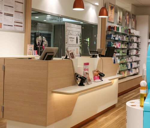 Parfumerie - E.Leclerc - IFS - Mobilier professionnel à Caen